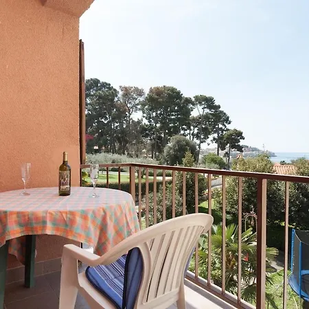 Unit 2 - Sea View 2-bedroom With Free Parking *