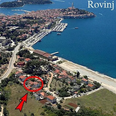 Unit 2 - Sea View 2-bedroom With Free Parking